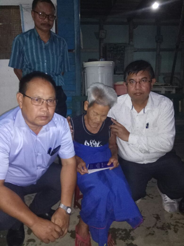 SOCIAL WELFARE DEPT HANDED OVER OLD AGE PENSION CARD TO VISUALLY IMPAIRED CHAOBI