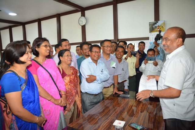 AMGACTA DONATES RS. ONE LAKH TO CM’S RELIEF FUND
